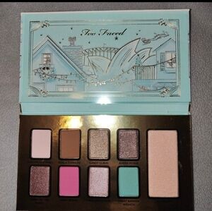 Too Faced Christmas In Sydney Eyeshadows palette